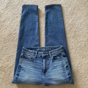 American Eagle Curvy Mom Jean Size 2